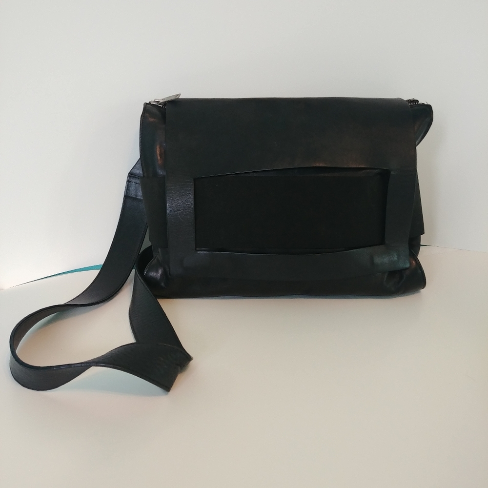 COS shoulder bag in VGUC